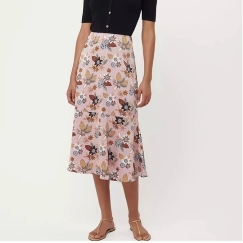 Loft Orchid Frost Floral Flute Skirt Size 6